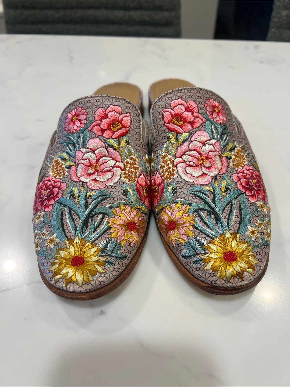 Johnny Was Jenna embroidered leather mule slides Sz 7 - Picture 2 of 8